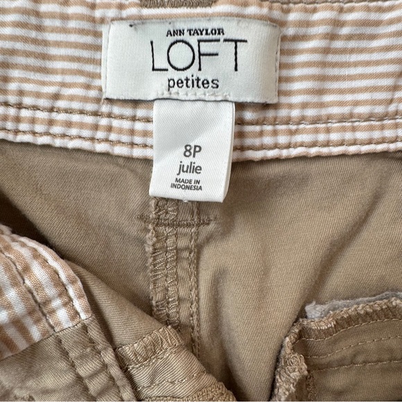 Ann Taylor Loft Petites Julie Straight Leg Khaki Pants Size 8P - Picture 3 of 9